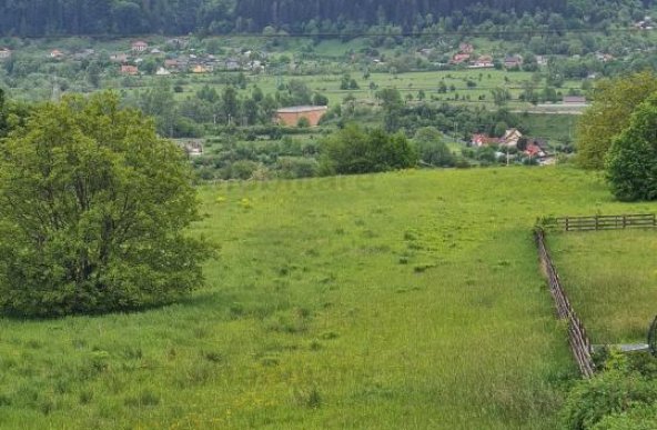 Teren Bisericani lângă Piatra Neamț