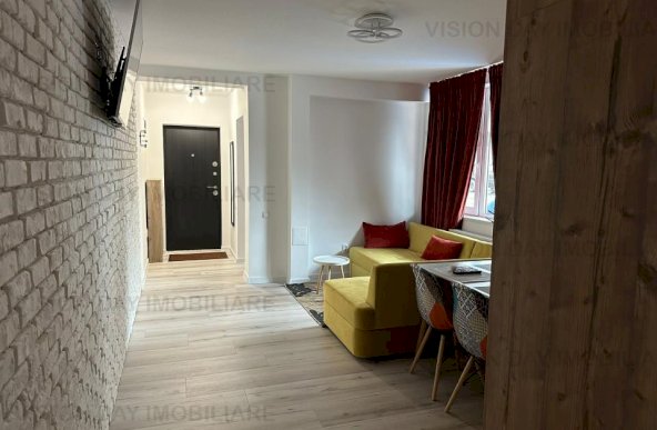 Apartament 2 camere, semidecomandat (zona Floresti)
