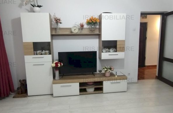 78000euro!Podu ros! Apartament 3 camere,decomandat,la strada!