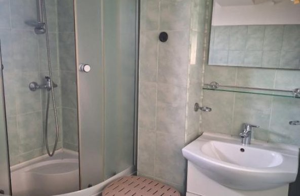 300Euro!! Apartament 1 cam str Garii