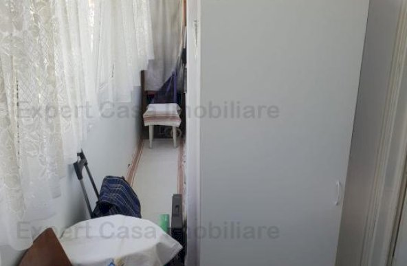 Apartament 2 camere Cantemir-intermediar