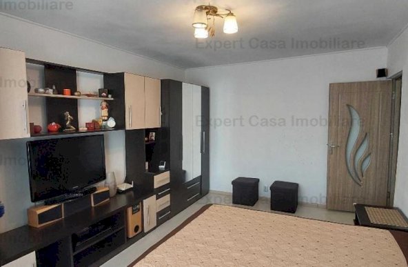 Apartament 1 Camera Decomandat Tatarasi - Metalurgie