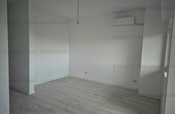 Apartamente noi de vanzare