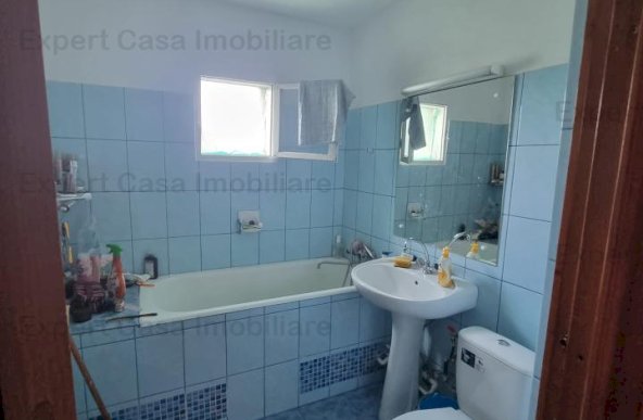 Apartament 3 camere Decomandat. Pacurari. Petru poni