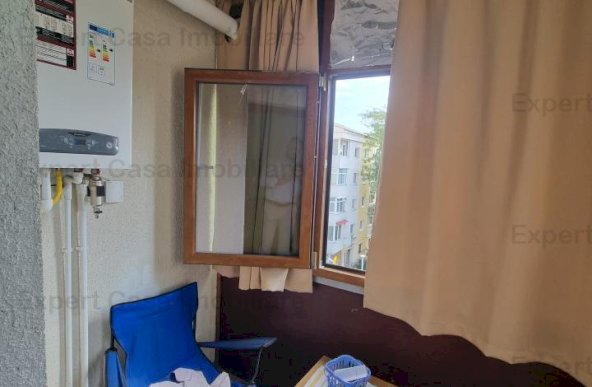 Apartament 3 camere Decomandat. Pacurari. Petru poni