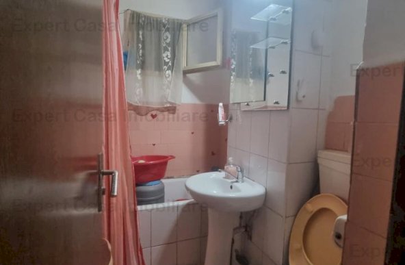 Apartament 3 camere SD. Parter cu balcon. Dacia