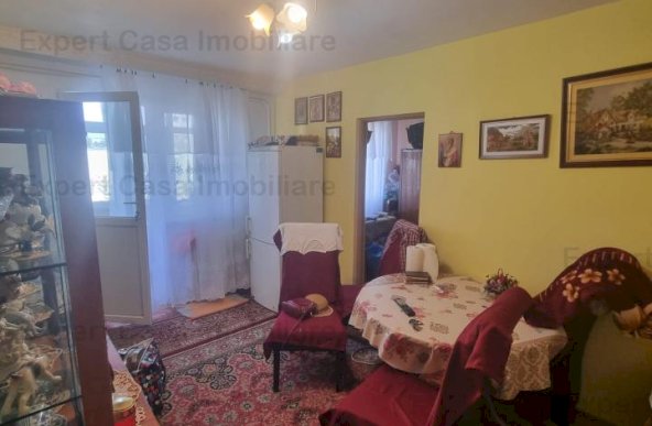 Apartament 2 camere. Rond 28. Alexandru cel bun