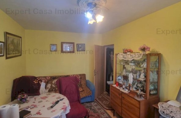 Apartament 2 camere. Rond 28. Alexandru cel bun