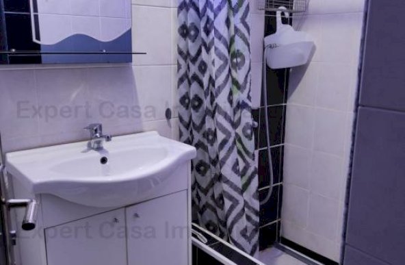 Apartament 3 camere LUX