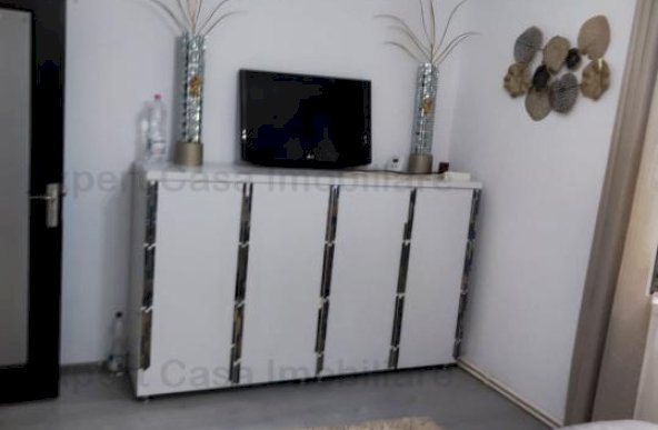 Apartament 3 camere LUX