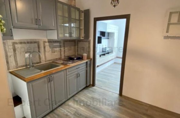 Apartament | 4 camere | Decomandat | Copou