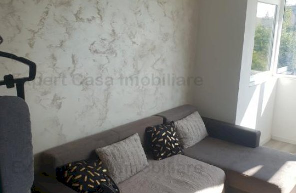 Apartament 2 camere decomandat Podu Ros