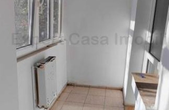 Apartment cu 4 camere Podu Ros