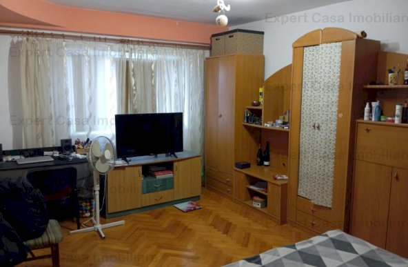 Apartament | 3 camere | Decomandat | Canta