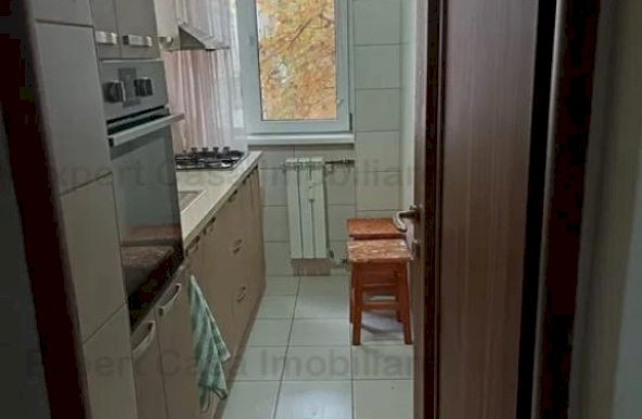 Apartament 3 camere,Alexandru-Piata Voievozilor