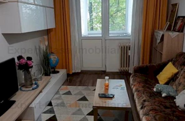 Apartament 3 camere,Alexandru-Piata Voievozilor