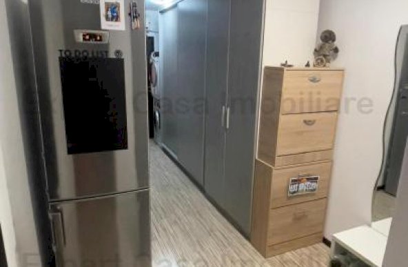 Apartament 3 camere,piata Alexandru cel Bun