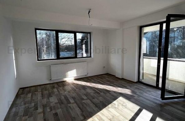 Apartament 4 camere la vila 2023,Podul de Fier-Moara de Vant