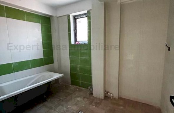 Apartament 4 camere la vila 2023,Podul de Fier-Moara de Vant