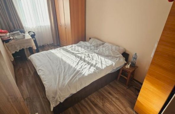 Apartament cu 3 camere in Alexandru Cel Bun 