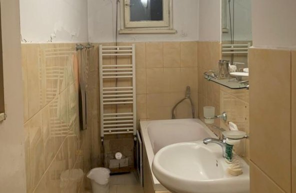 Apartament cu 2 camere nedecomandat Alexandru Cel Bun