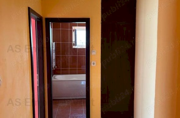 Apartament 3 camere decomandat - zona Noua (ID:15729)