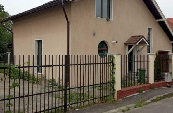 Casa singur in curte - zona Stupini (ID:16731)