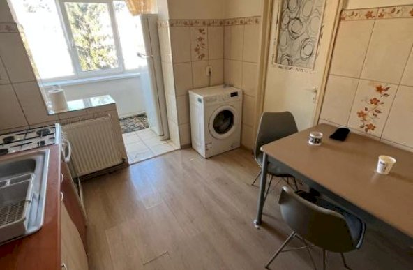 Apartament 3 camere, 2 balcoane - zona Astra(ID:16863)