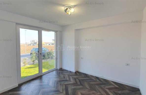 Apartament nou situat la parterul unui bloc cu gradina proprie situat in cartierul rezidential Albert, ideal pentru salon sau birouri