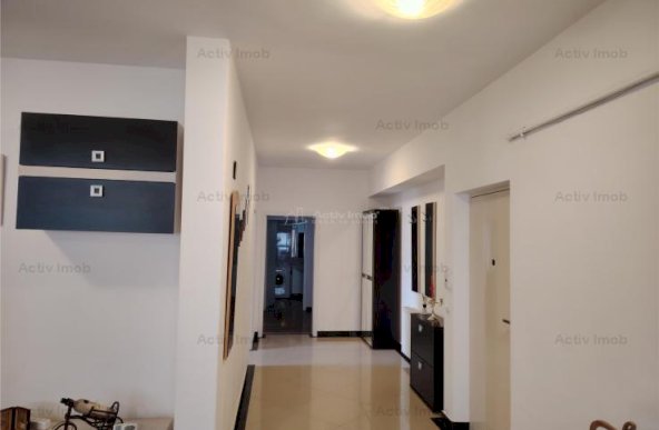 Apartament generos, cu 3 camere, s.u. 123 mp., modern mobilat si utilat, situat in cartier 9 mai