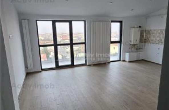 Apartament nou, cu 3 camere, decomandat, cu vecinatati excelente, situat ultracentral in Ploiesti