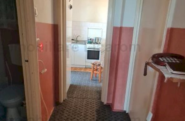 Apartament 3 camere Grivitei,intermediar,circular pret 112000 euro