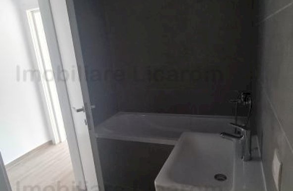 Apartament NOU 2 camere Tractorul Coresi,99900 euro