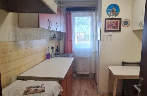 Apartament 2 camere GRIGORE URECHE, pret 72000