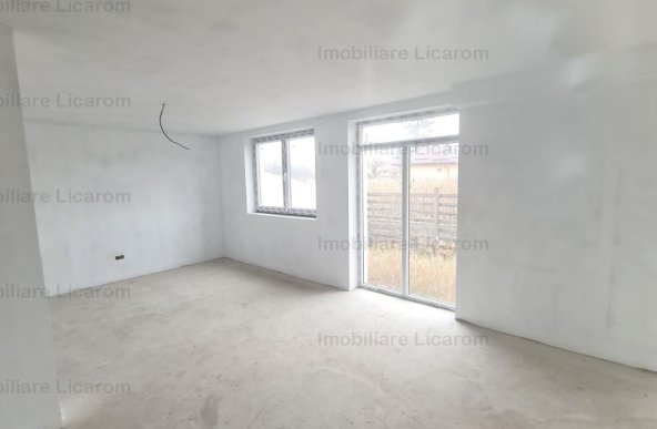 Vila Stupini P+E, 5 camere,curte,acces auto.(Parte Duplex)