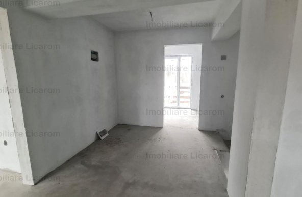 Vila Stupini P+E, 5 camere,curte,acces auto.(Parte Duplex)