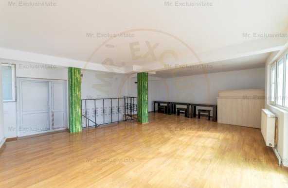 0 % Comision Casa spatioasa +Spatiu Comercial zona Stefanesti Arges!