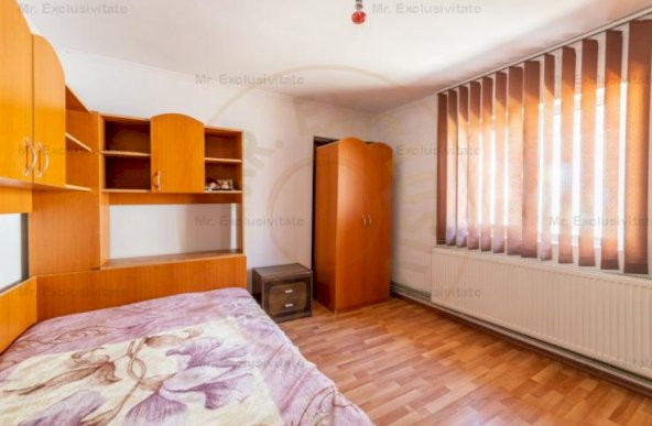 Casa spatioasa +Spatiu Comercial zona Stefanesti Arges!