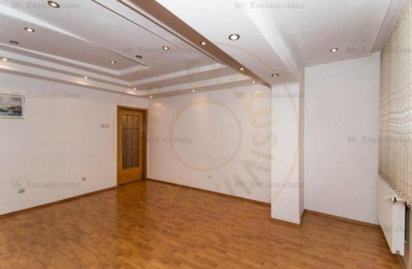 Apartament spatios cu 4 camere - Trivale