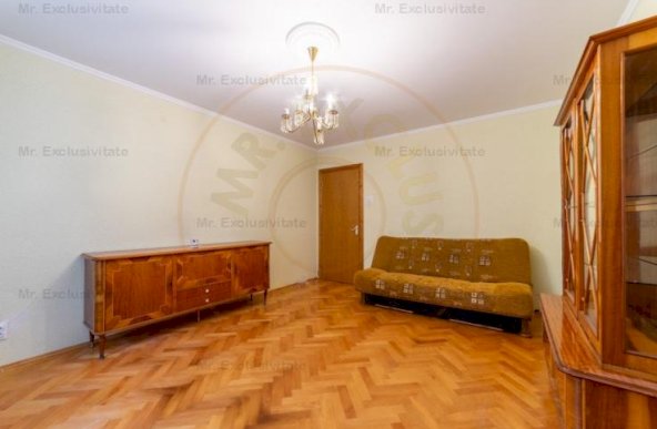 0% Comision Apartament 3 camere etaj 1-Pitesti Liceu A.Odobescu!