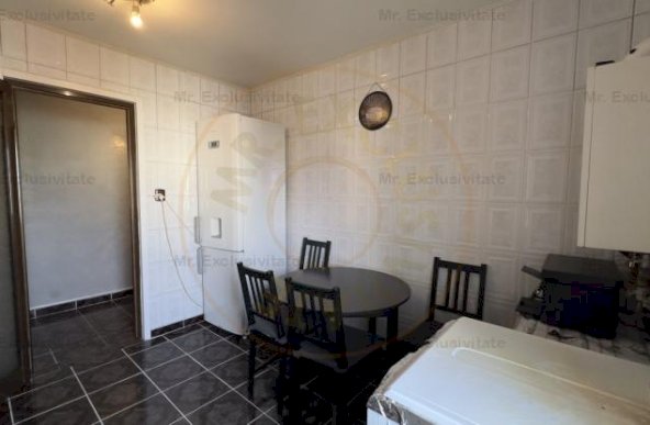 0% Comision-DE INCHIRIAT Apartament 2 camere etaj 2- Campulung-Zona Visoi!