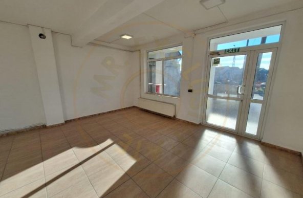 0% Comision-Inchiriere casa cu spatiu comercial Bascov deschidere DN7