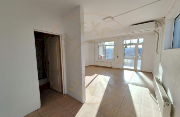 0% Comision-Inchiriere casa cu spatiu comercial Bascov deschidere DN7