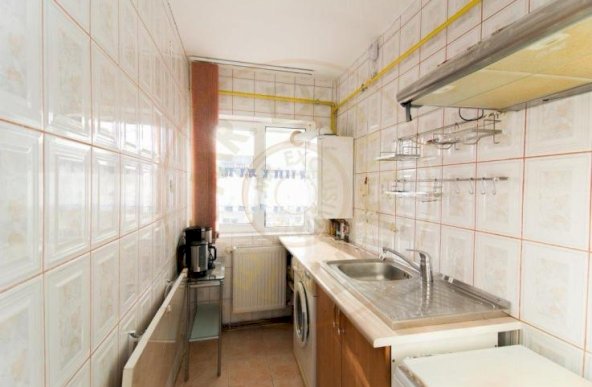 0% Comision Apartament 2 camere - Pitesti - Zona Banat-Exercitiu!