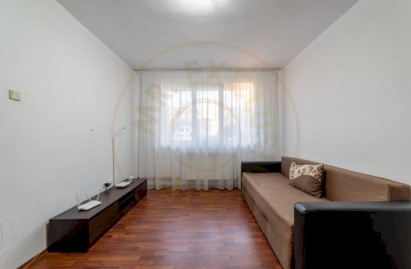 De Închiriat Apartament 2 camere zona Craiovei Pitesti 0% Comision