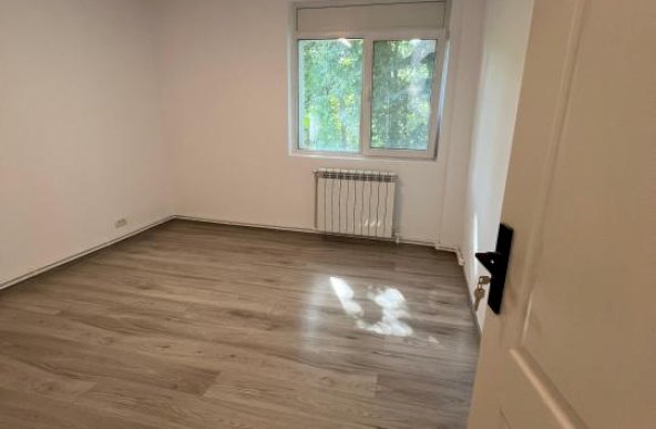 Vanzare apartament 2 camere decomandat - Tatarasi - renovat complet etaj 1