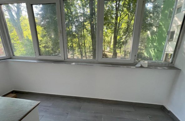 Vanzare apartament 2 camere decomandat - Tatarasi - renovat complet etaj 1