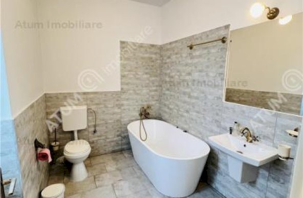 Vanzare apartament 6 camere, Orasul de Jos, Sibiu