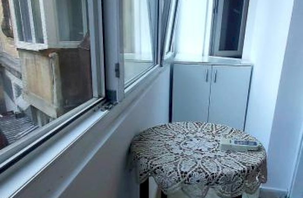 Apartament 2 camere nemobilat, zona Mihail Kogalniceanu