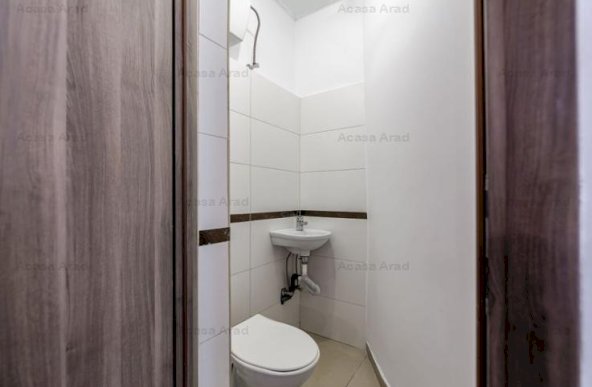 Apartament ultracentral Arad. Pretabil pentru birou.